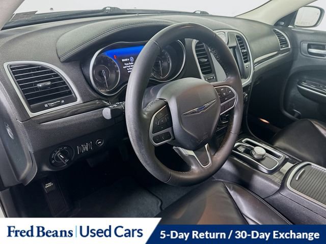 Used 2022 Chrysler 300 Touring L w/ Popular Equipment Group image 10