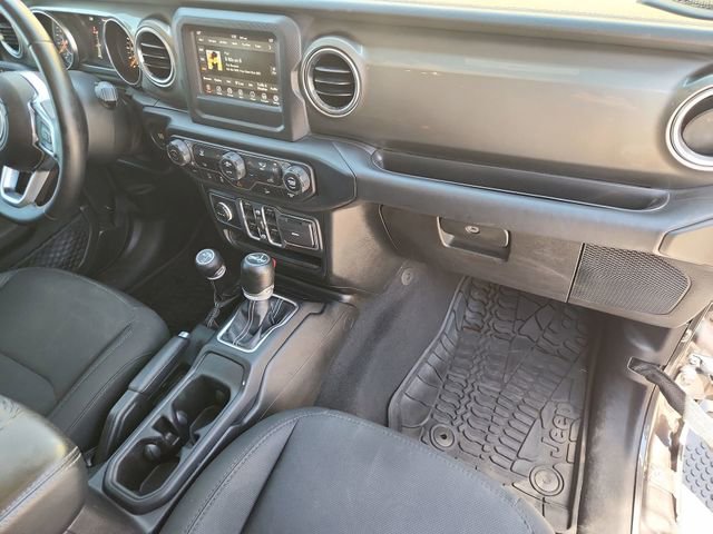 Used 2019 Jeep Wrangler Unlimited Sahara image 27