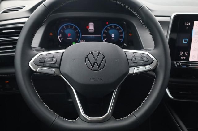 New 2026 Volkswagen Atlas Cross Sport SE image 8