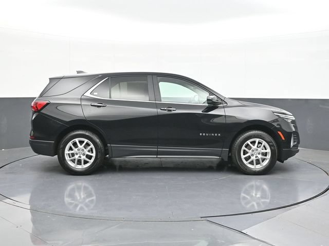 Used 2024 Chevrolet Equinox LT AWD/4WD image 16