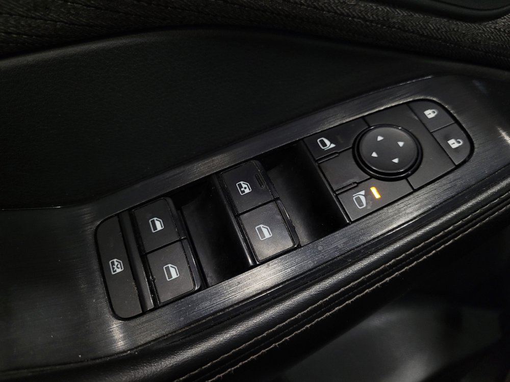 Used 2021 Nissan Rogue S FWD image 27