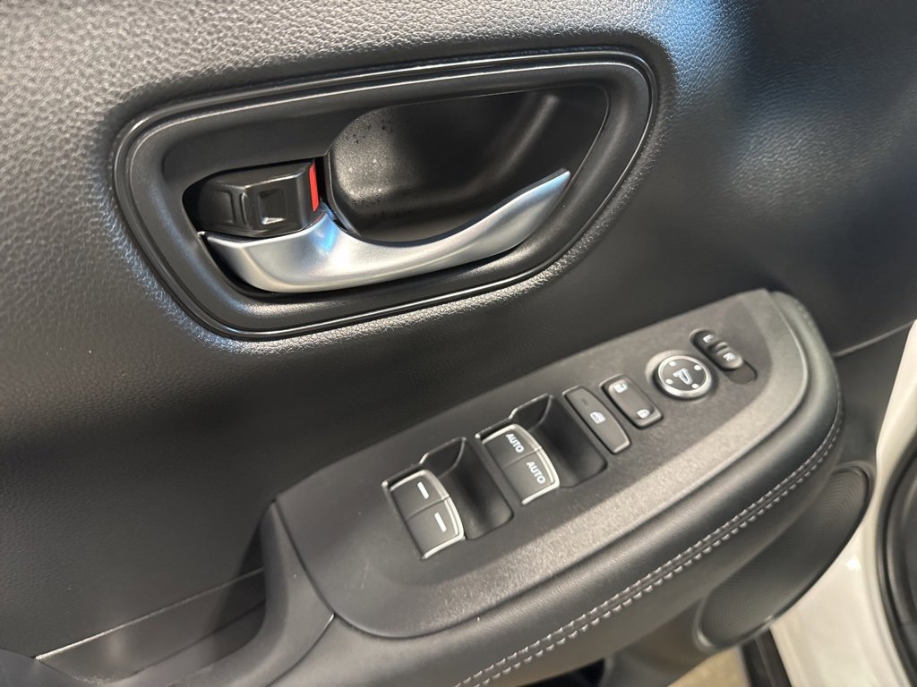 Used 2026 Honda HR-V EX-L image 20