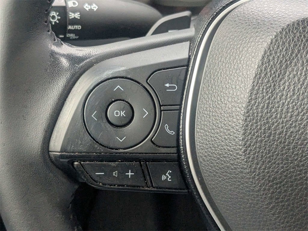 Used 2020 Toyota Corolla SE image 24