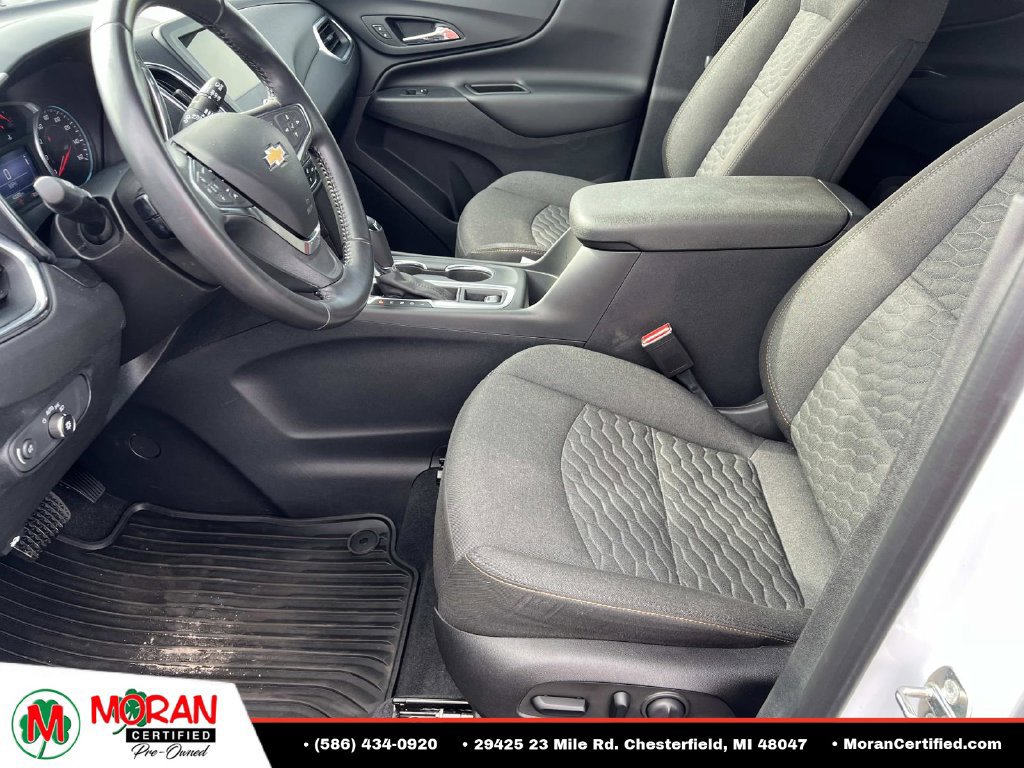 Used 2019 Chevrolet Equinox LT w/ Driver Convenience Package FWD image 16