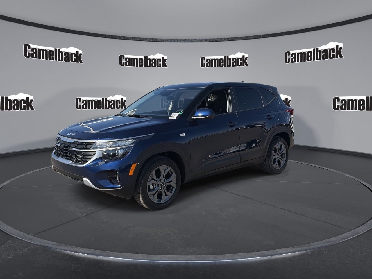 Certified 2026 Kia Seltos LX FWD image 3