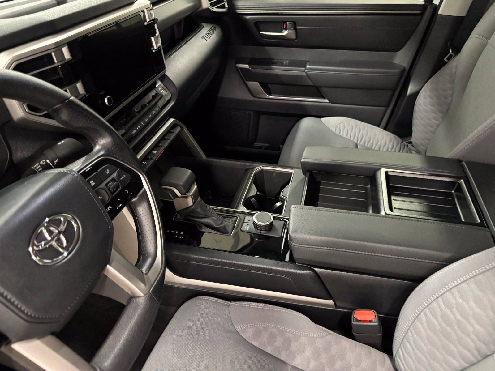 Used 2024 Toyota Tundra SR5 RWD image 16
