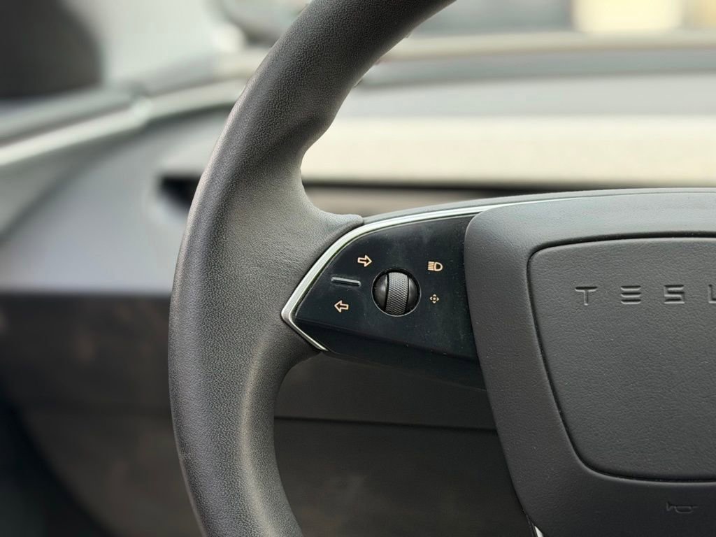 Used 2025 Tesla Model 3 Long Range AWD/4WD image 44