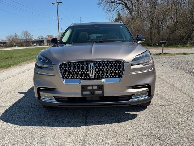 Used 2020 Lincoln Aviator Reserve w/ Equipment Group 201A image 4