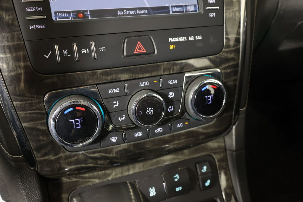 Used 2014 Buick Enclave Leather AWD/4WD image 38