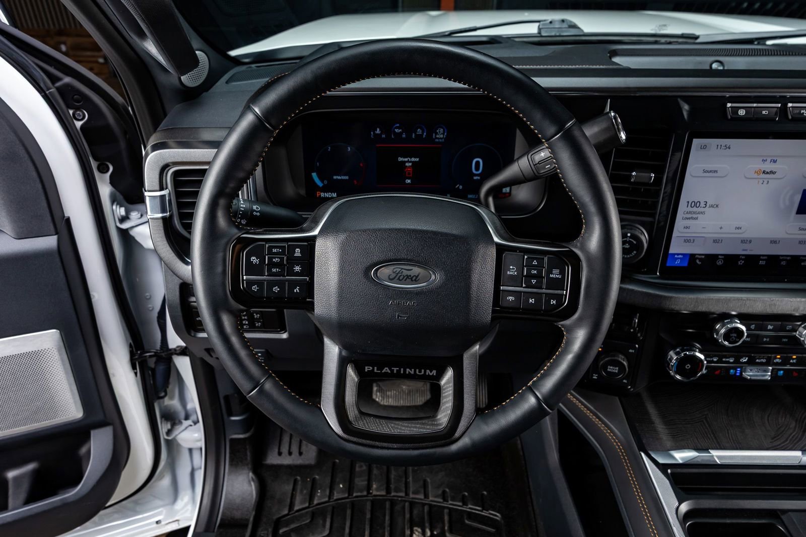 Used 2024 Ford F350 Platinum image 18