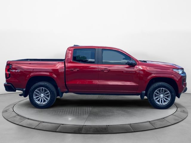Used 2023 Chevrolet Colorado LT w/ LT Convenience Package II AWD/4WD image 6