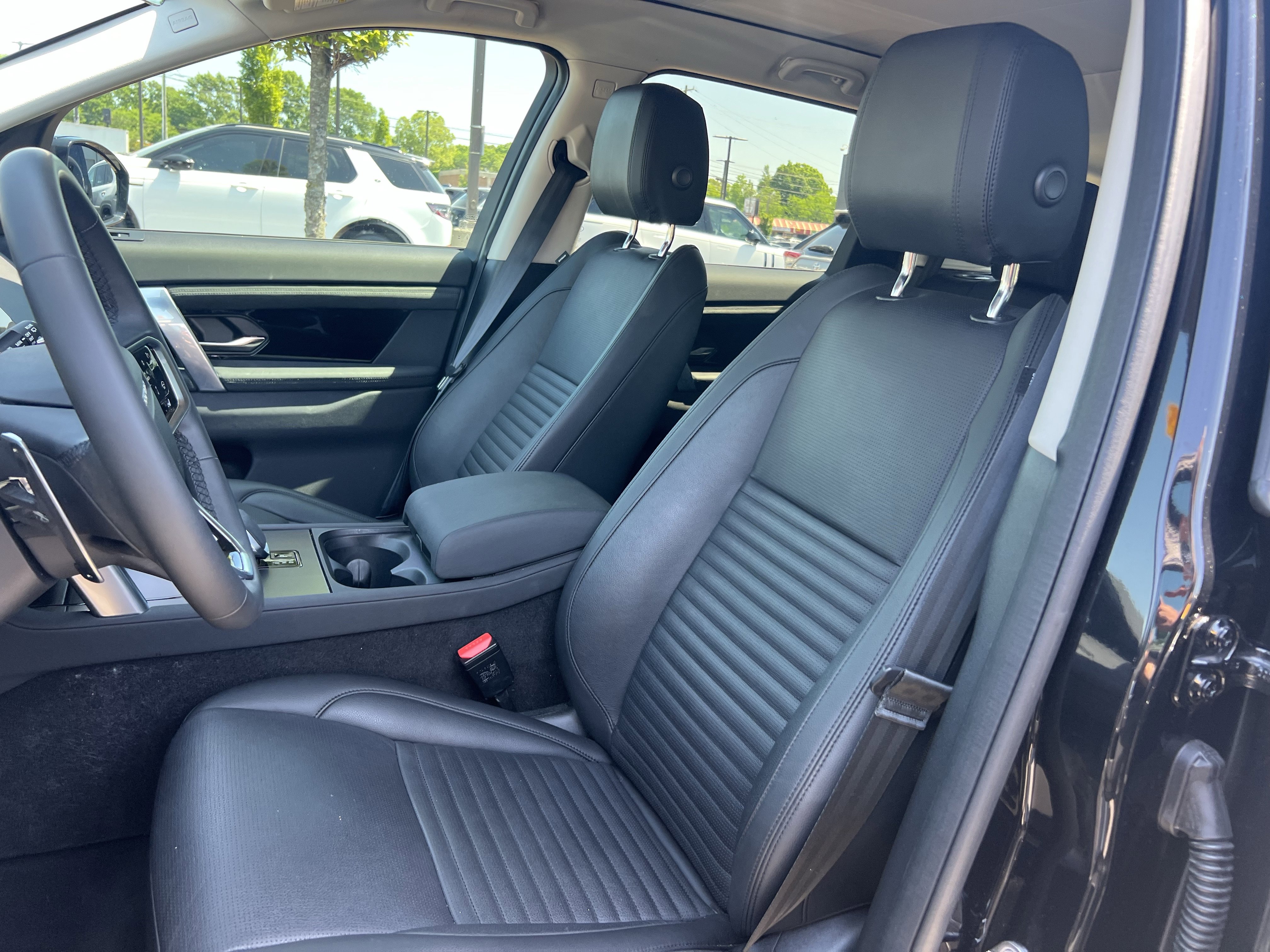 Certified 2025 Land Rover Discovery Sport S AWD/4WD image 14