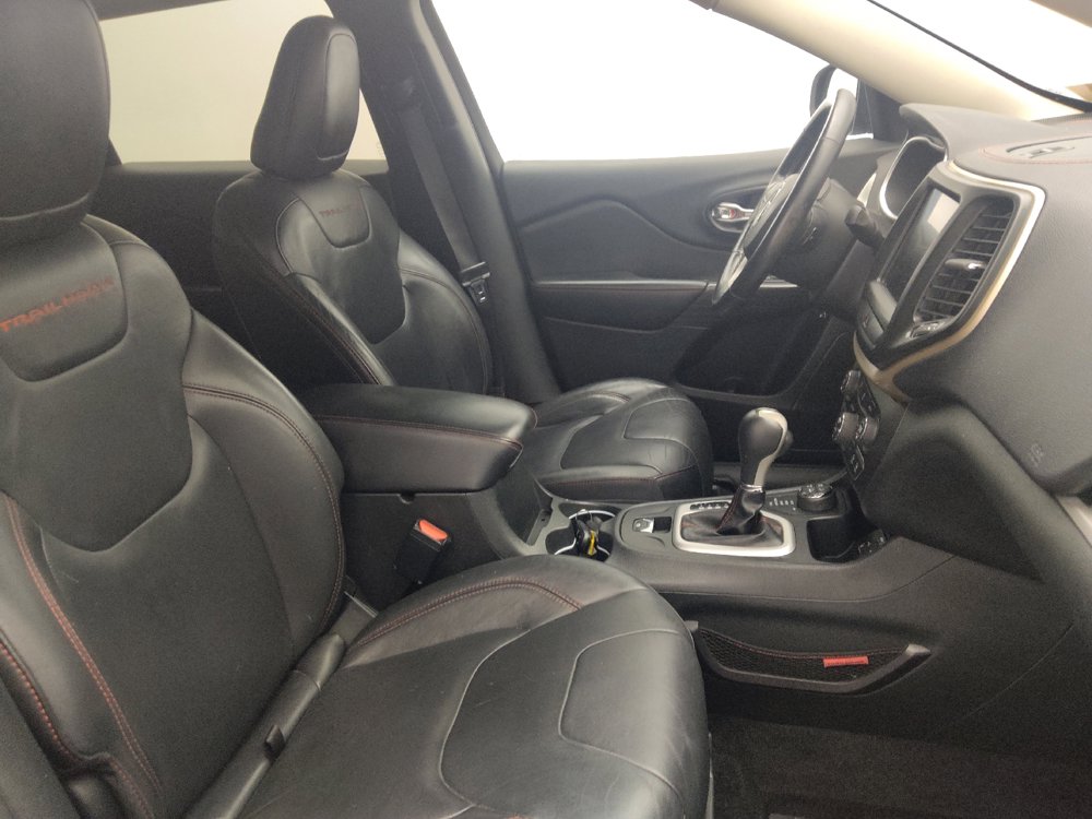 Used 2015 Jeep Cherokee Trailhawk w/ Comfort/Convenience Group AWD/4WD image 21