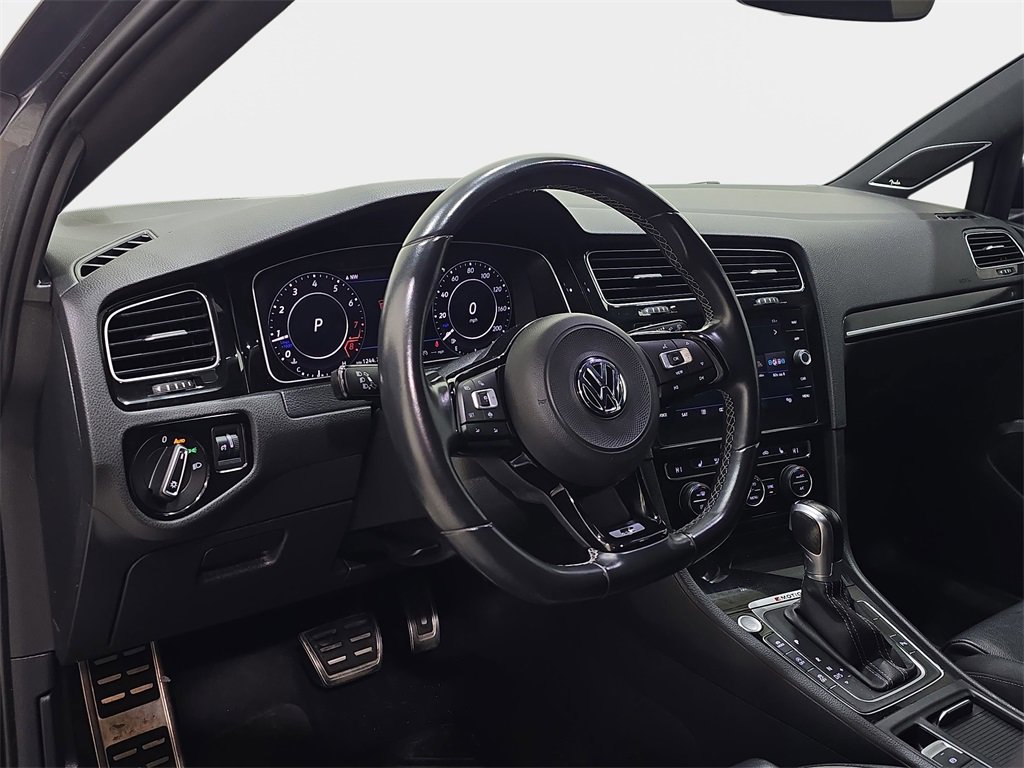 Used 2019 Volkswagen Golf R 4-Door image 18