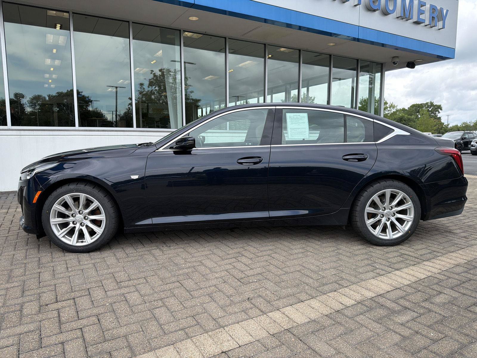 Used 2021 Cadillac CT5 Luxury w/ Sun And Sound Package AWD/4WD image 2