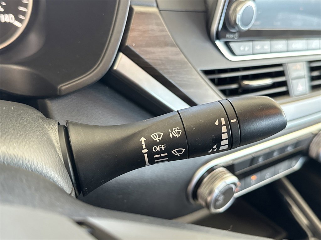 Used 2023 Nissan Altima 2.5 SV image 22