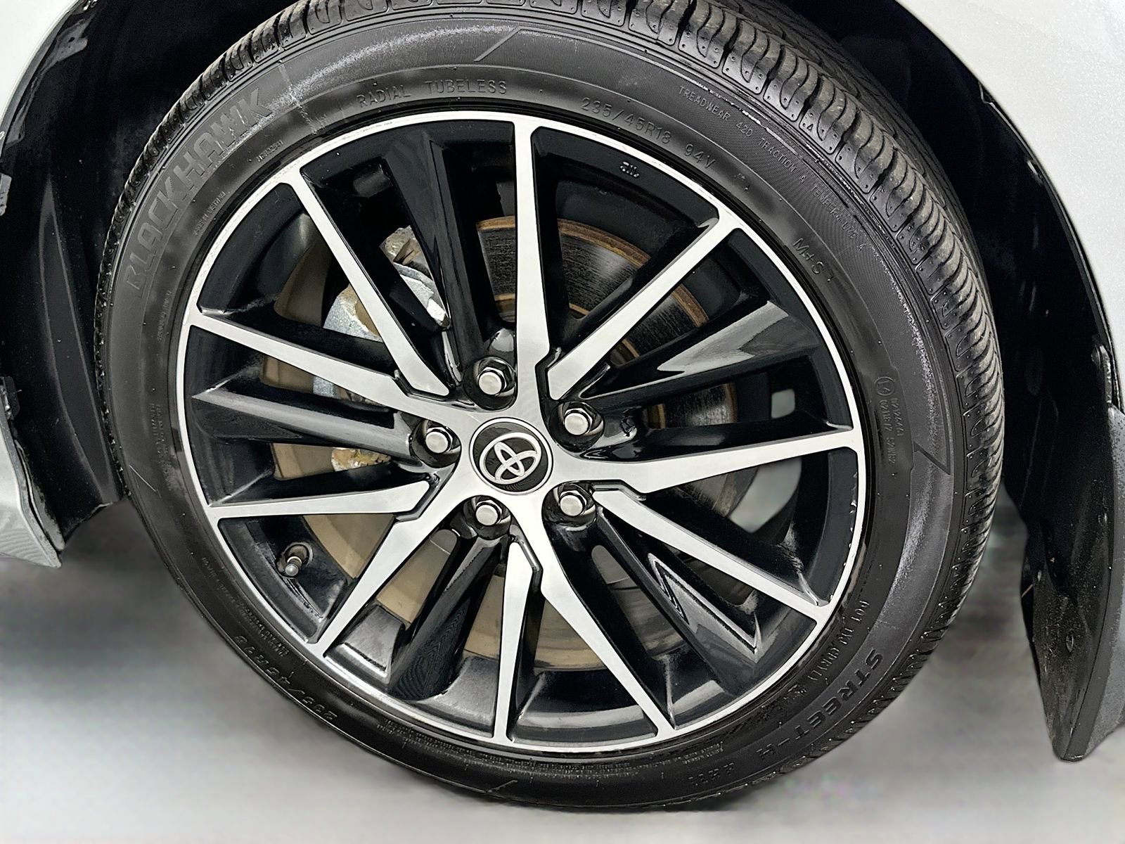 Used 2023 Toyota Camry SE image 30