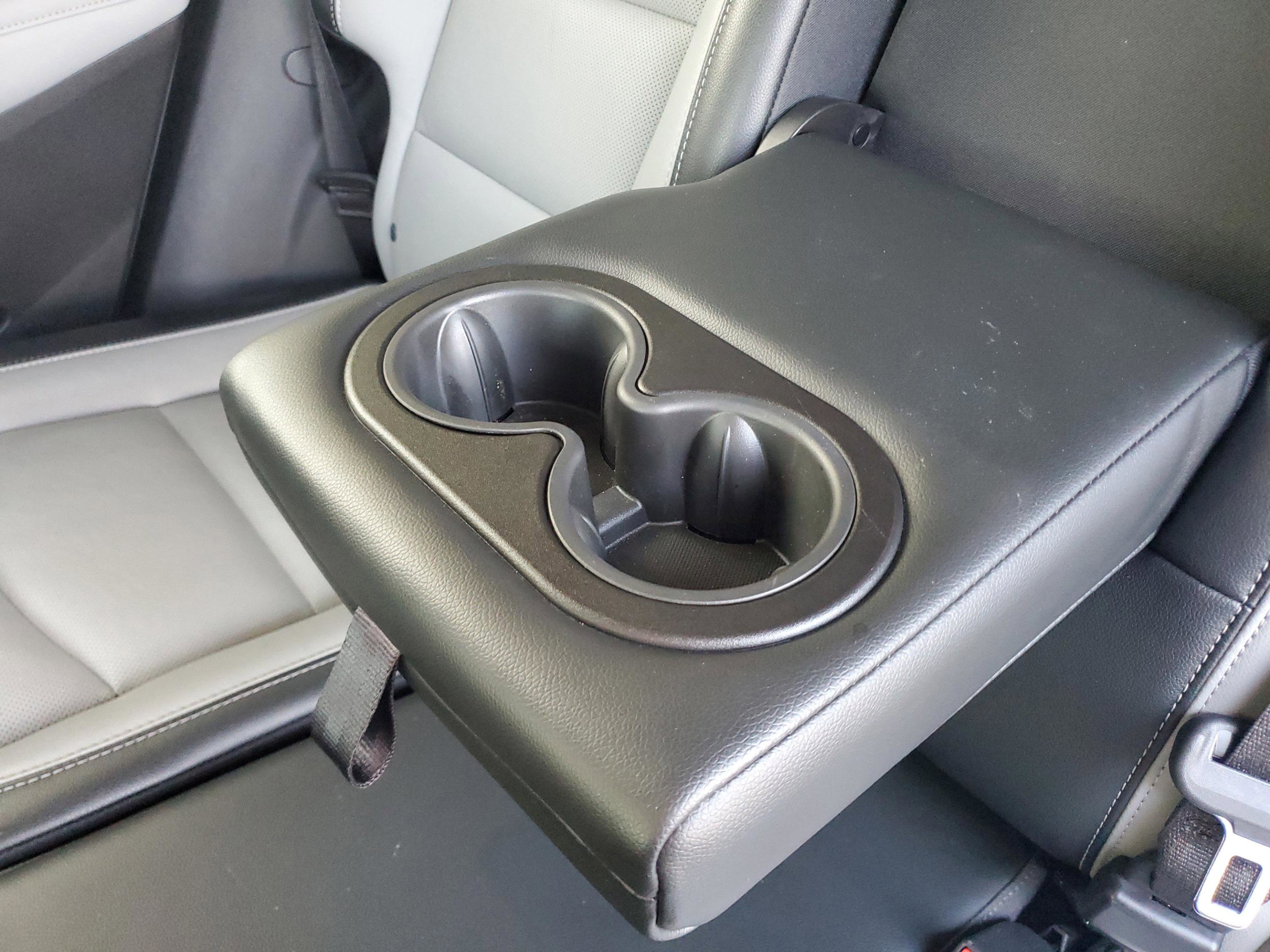 Used 2019 Chevrolet Equinox Premier image 12