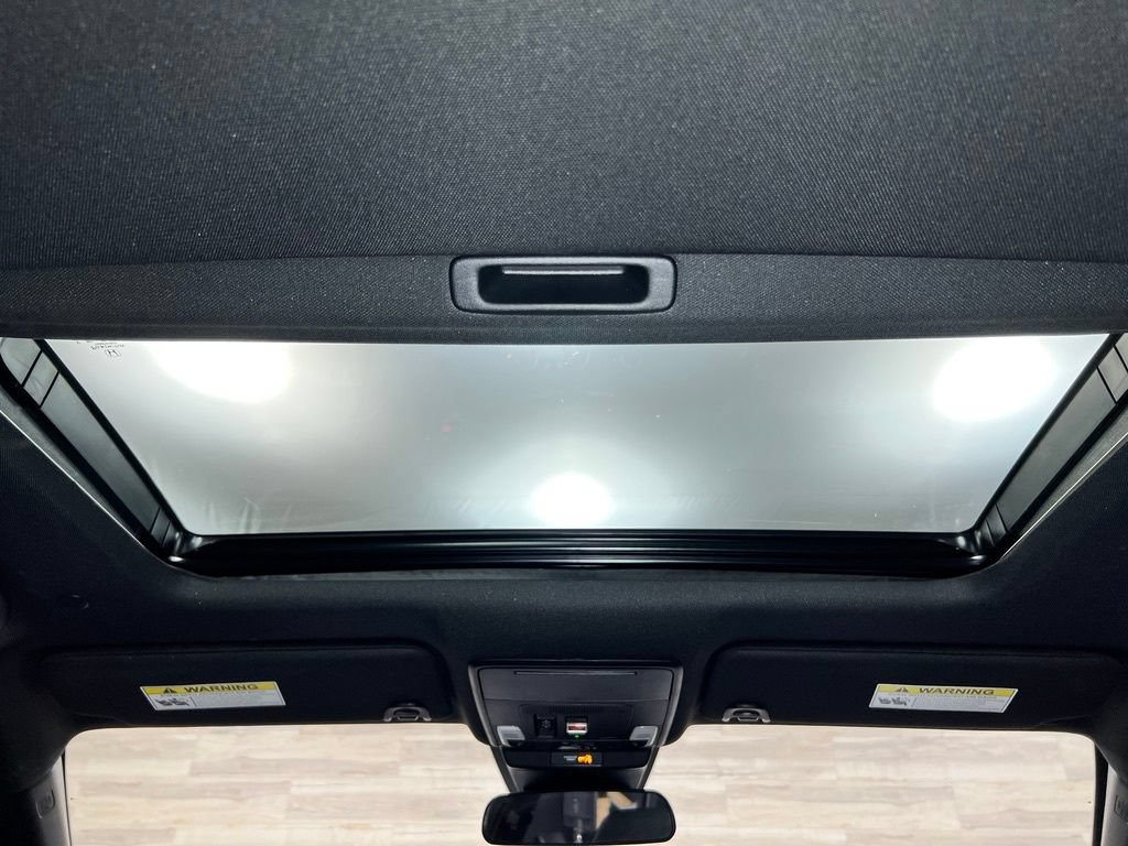 Used 2025 Honda Accord Sport image 4