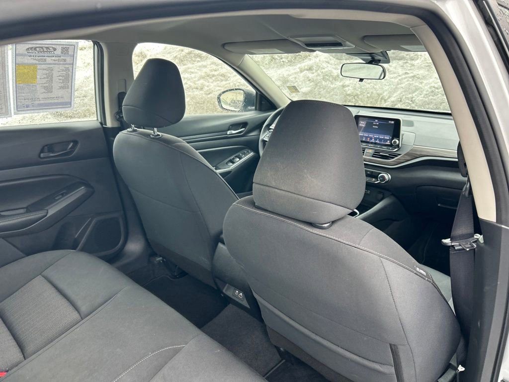Used 2024 Nissan Altima 2.5 SV image 29