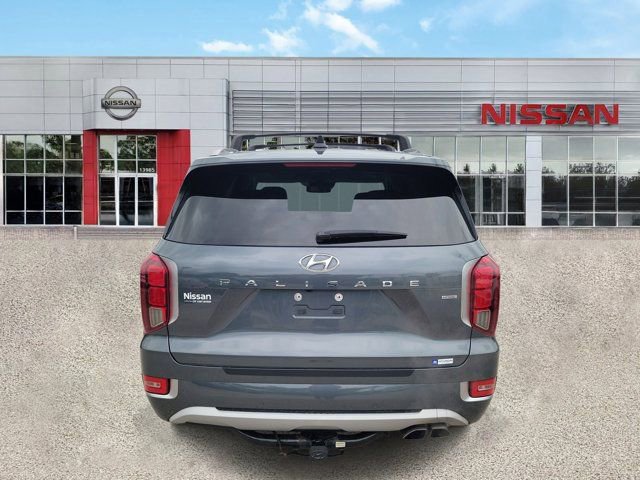 Used 2022 Hyundai Palisade Limited w/ Cargo Package AWD/4WD image 3