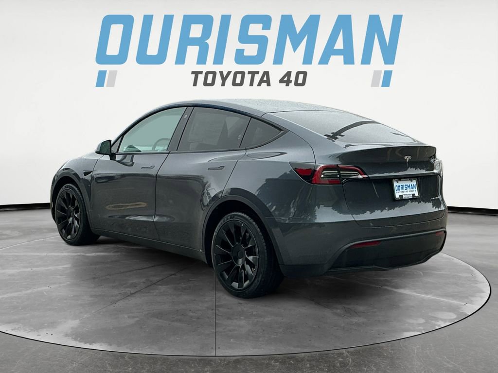 Used 2021 Tesla Model Y Long Range image 5