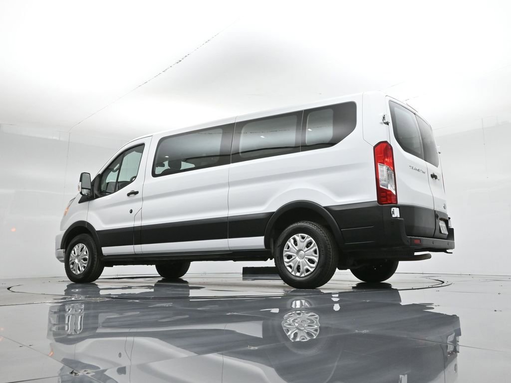 Certified 2022 Ford Transit 350 XLT image 4