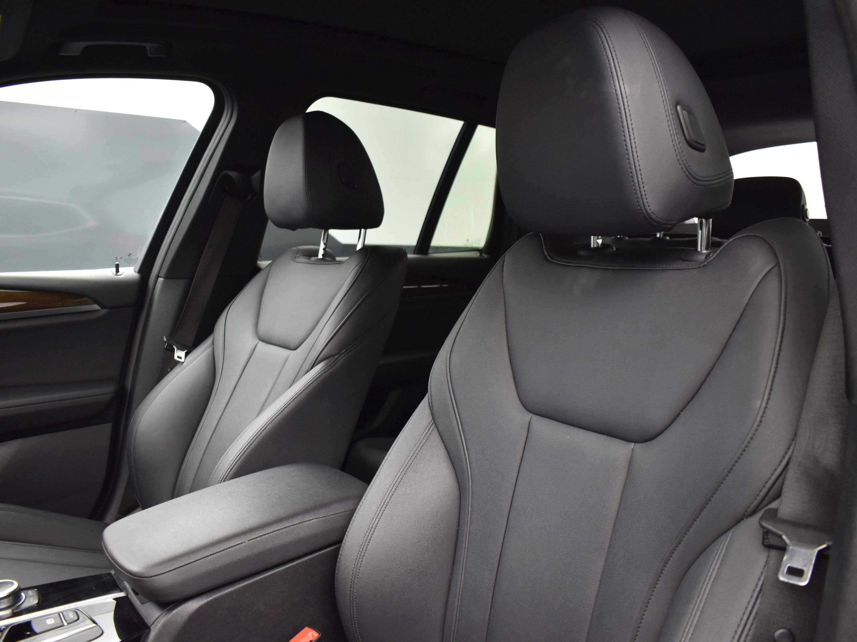 Used 2021 BMW X3 xDrive30i w/ Convenience Package image 10