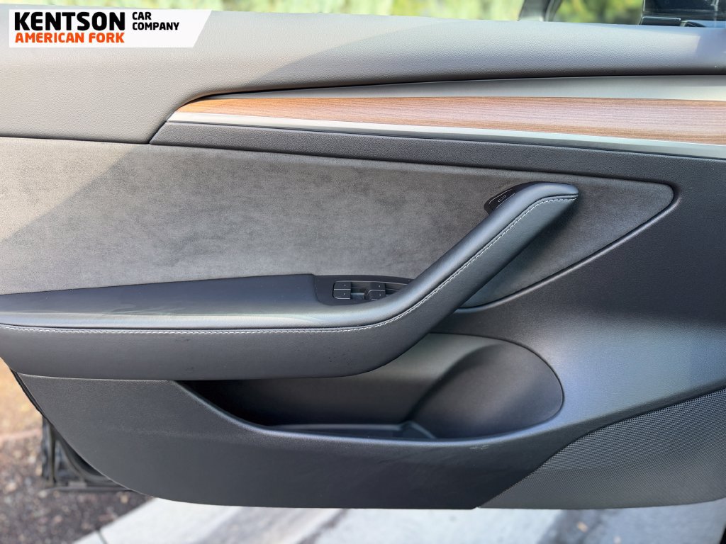 Used 2022 Tesla Model 3 Long Range AWD/4WD image 16