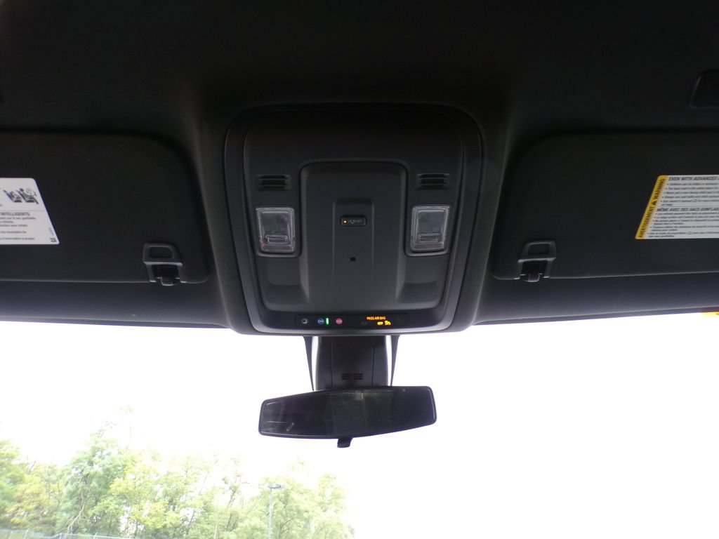 Used 2022 GMC Yukon XL SLE AWD/4WD image 30