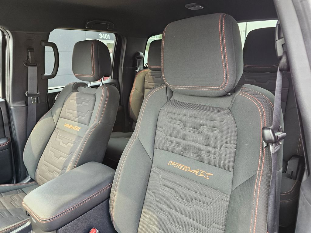 Used 2023 Nissan Frontier PRO-4X w/ Tow Package image 17