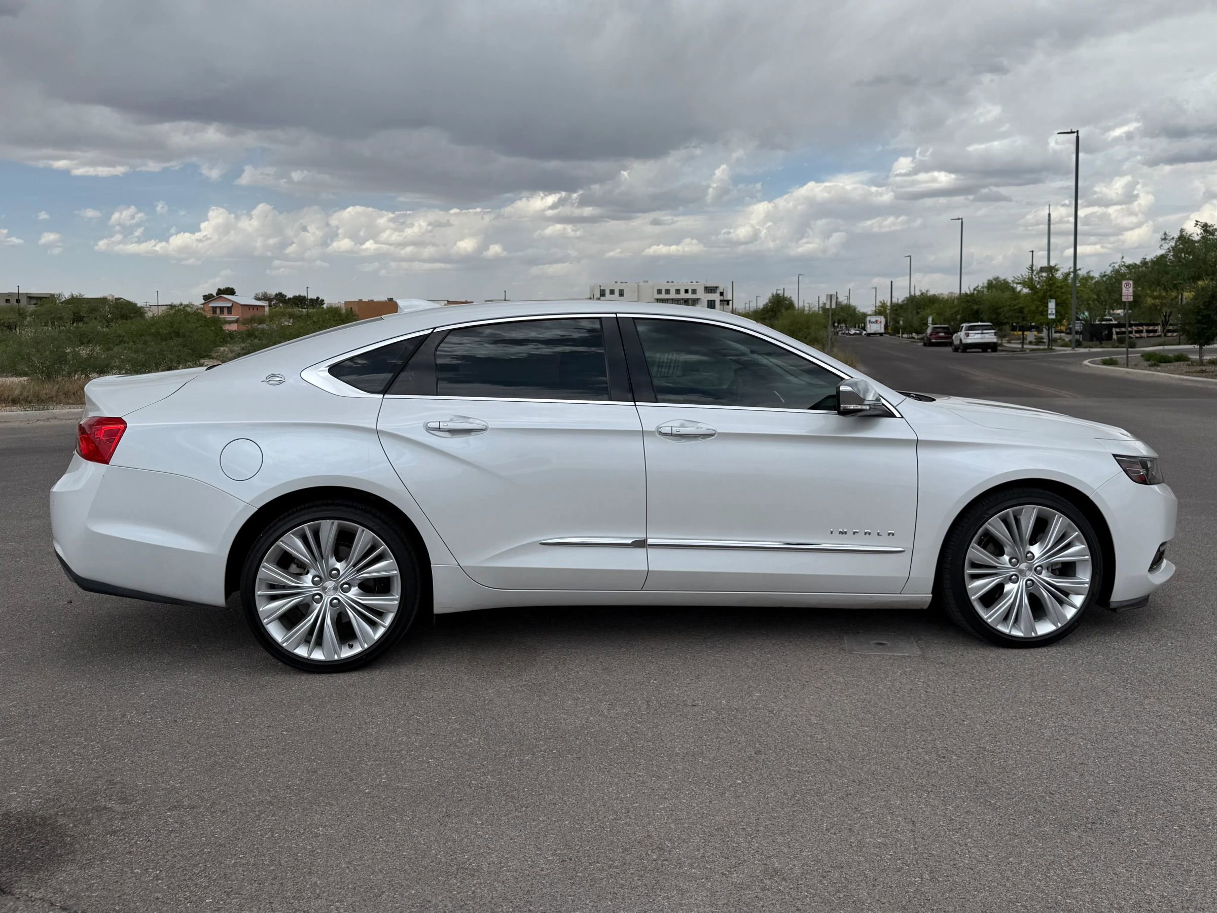 Used 2016 Chevrolet Impala LTZ w/ Enhanced Convenience Package image 7