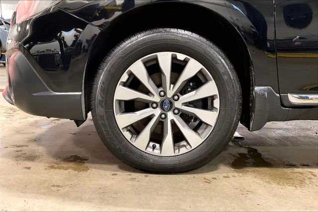 Used 2018 Subaru Outback 2.5i Touring image 9