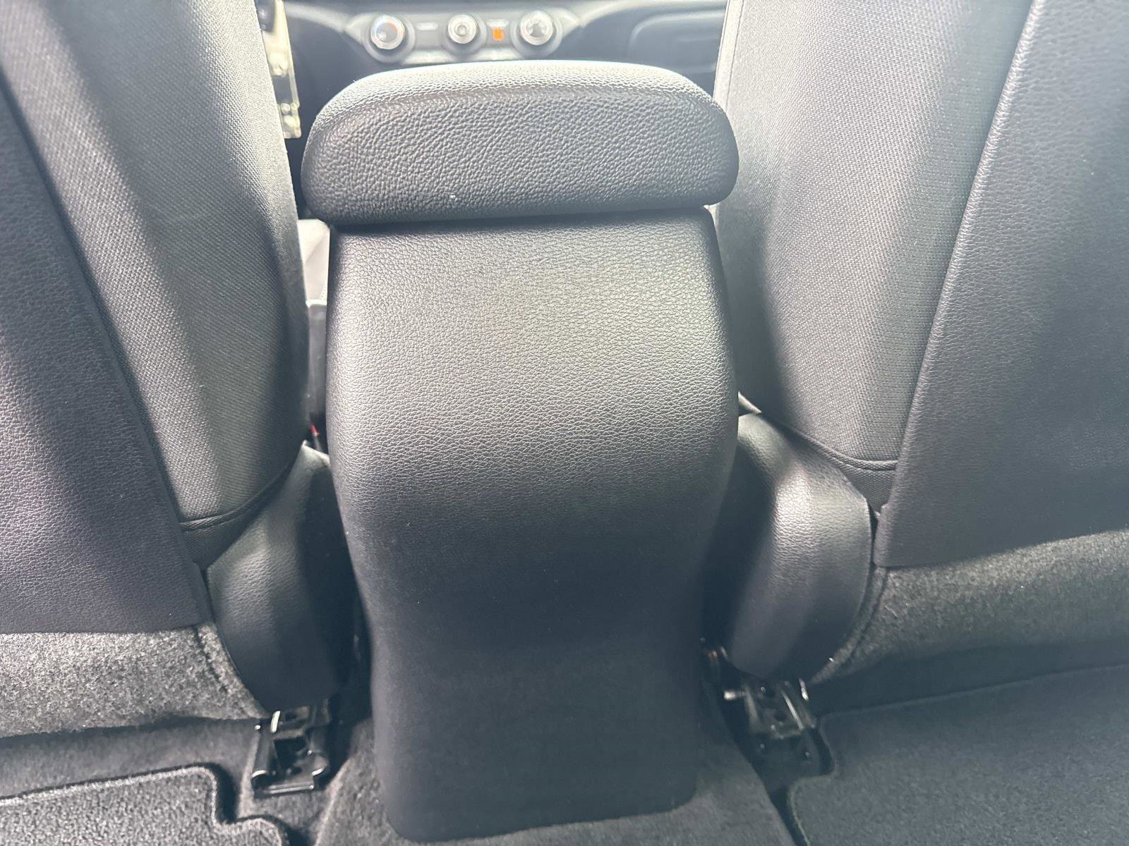 Used 2022 Kia Forte LXS image 17