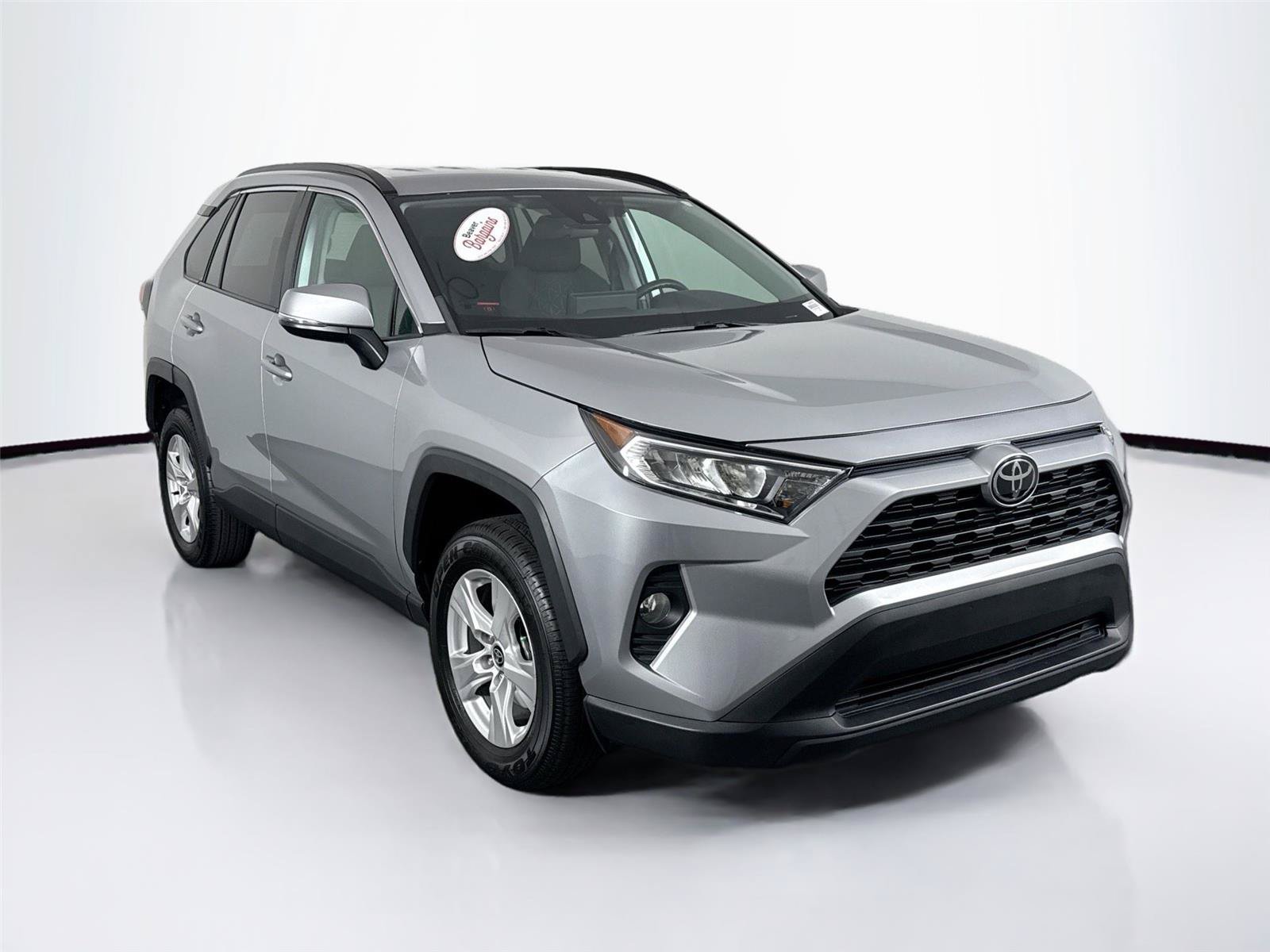 Used 2021 Toyota RAV4 XLE FWD image 7