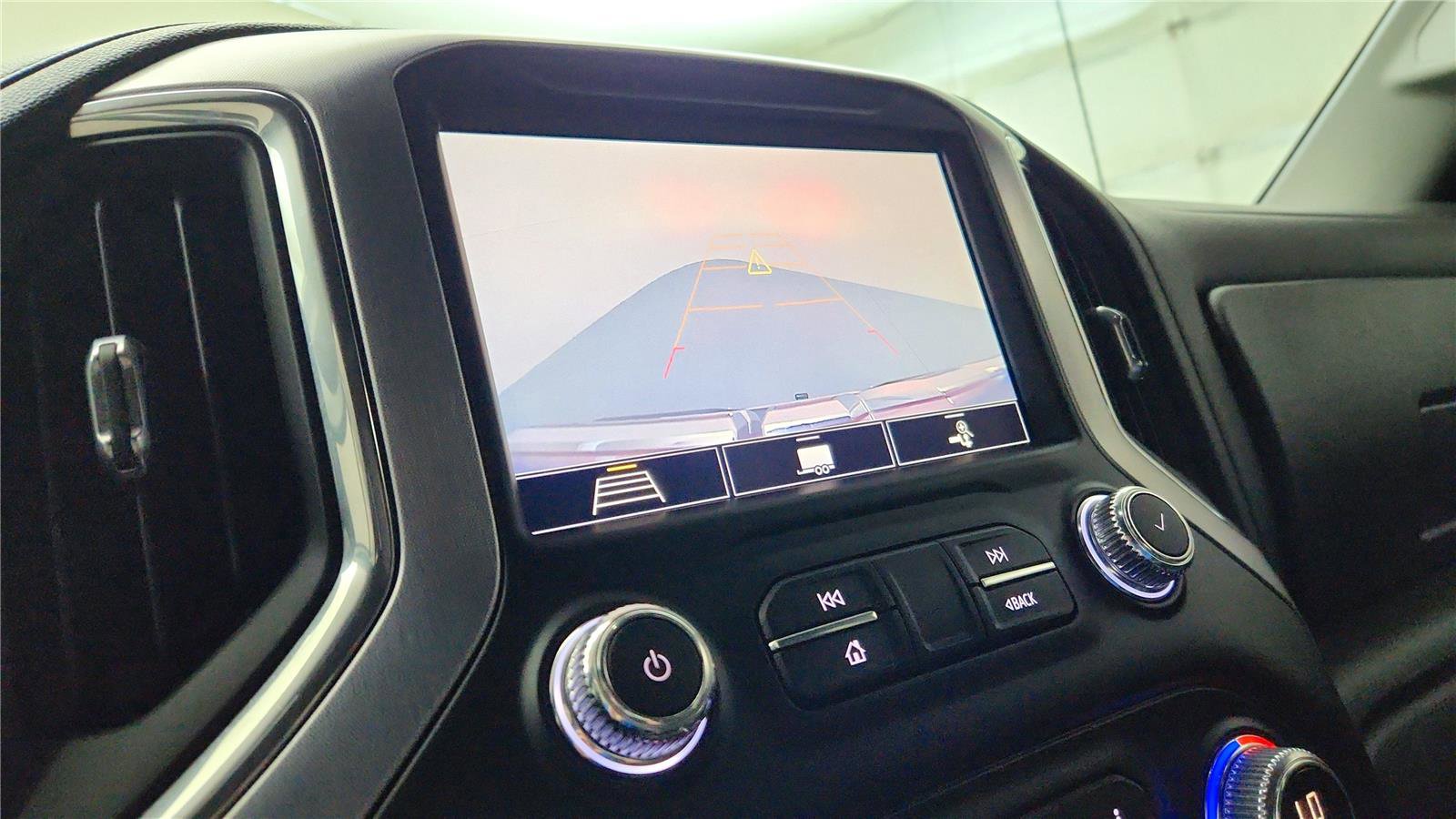 Used 2020 GMC Sierra 1500 SLT image 45