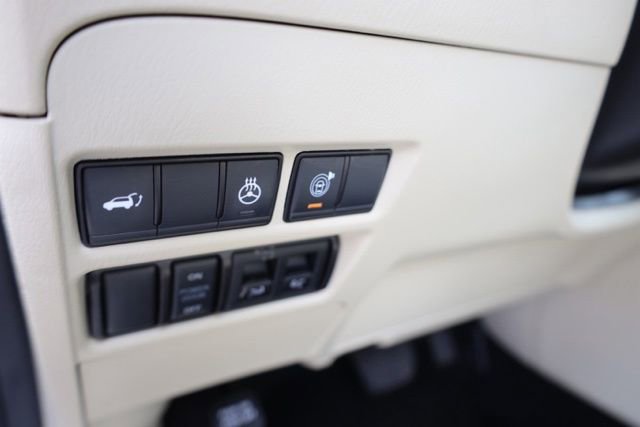 Used 2024 INFINITI QX80 Sensory image 18