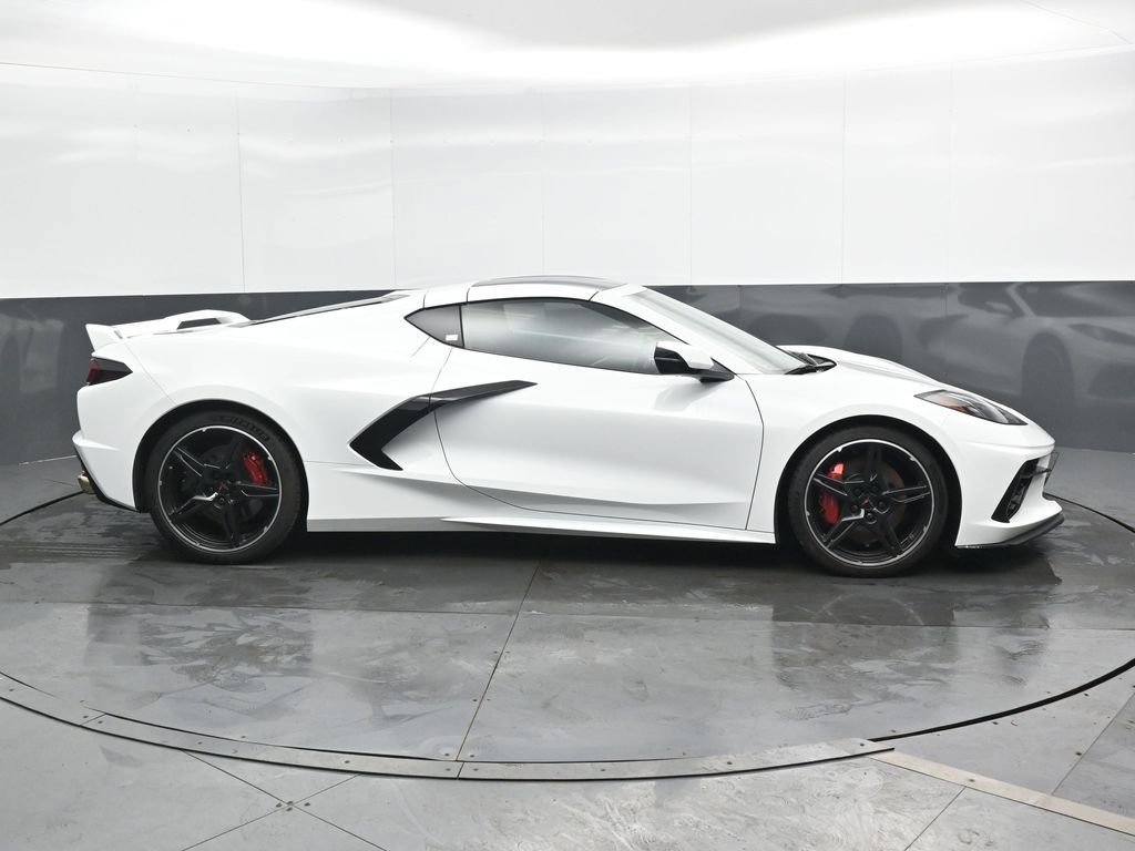 Used 2020 Chevrolet Corvette Stingray Preferred Cpe w/ 2LT Preferred Equipment Group image 4