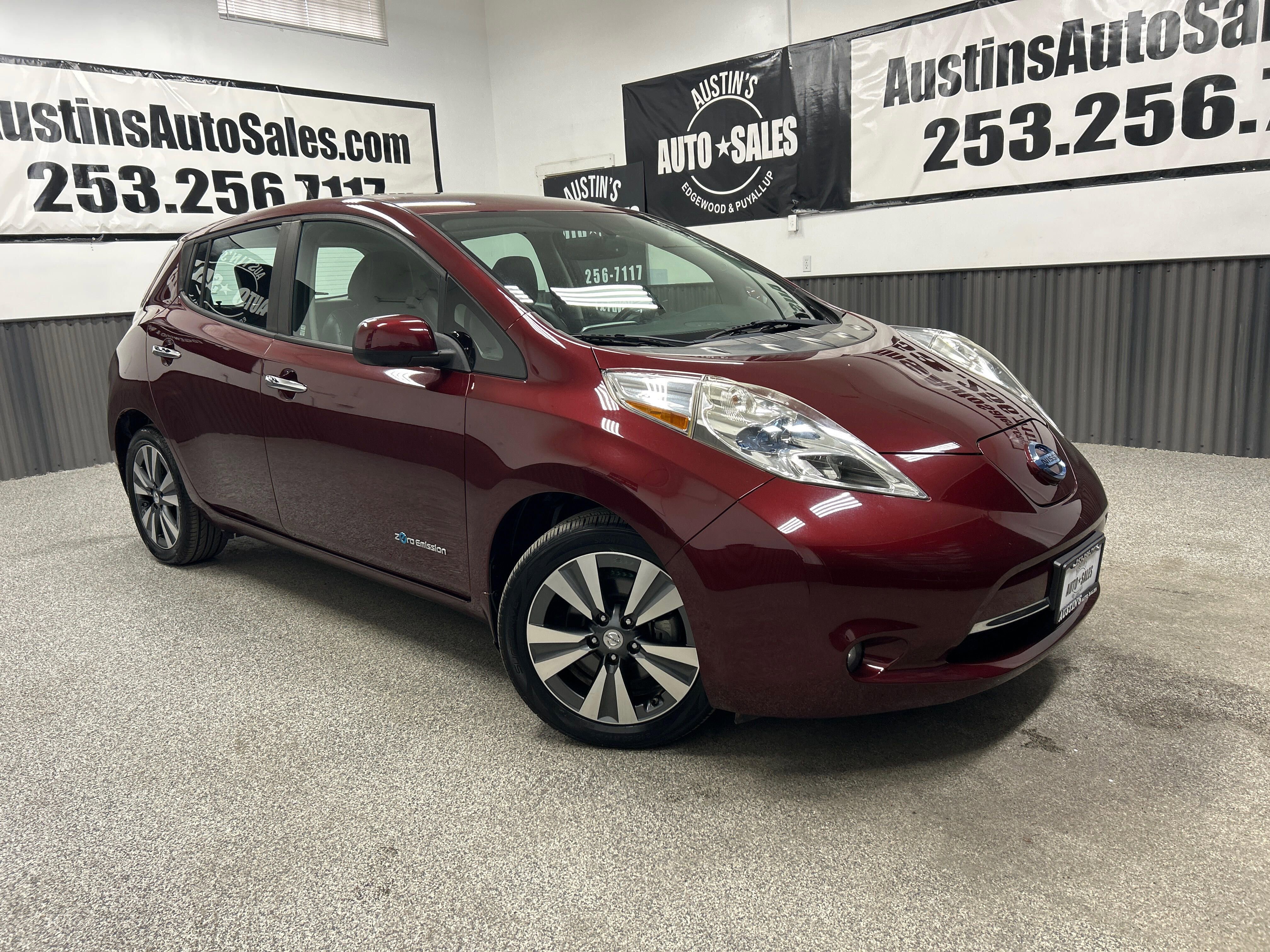 Used 2016 Nissan Leaf SL w/ Premium Package FWD image 1