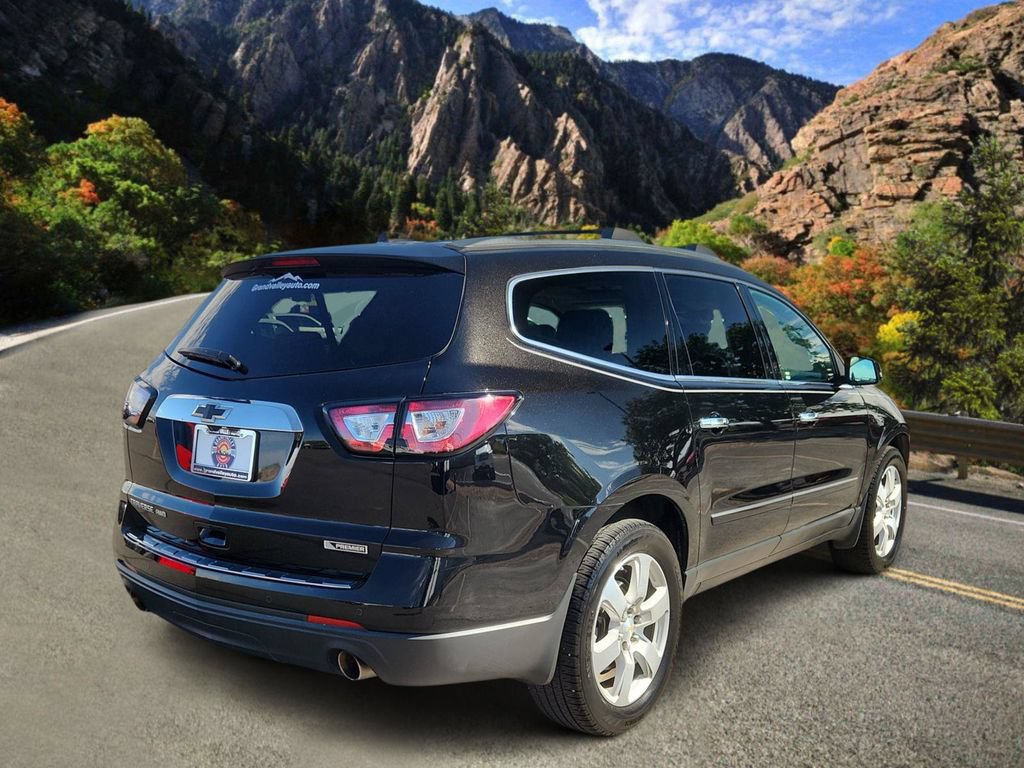 Used 2017 Chevrolet Traverse Premier AWD/4WD image 3