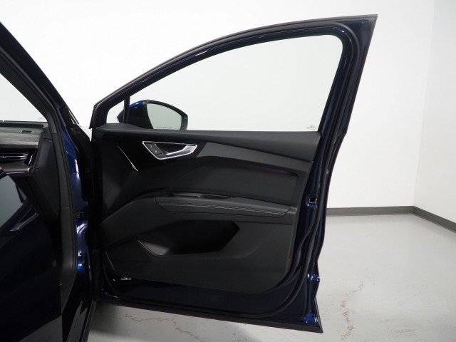 Used 2023 Audi Q4 e-tron Premium Plus w/ Premium Plus RWD image 56