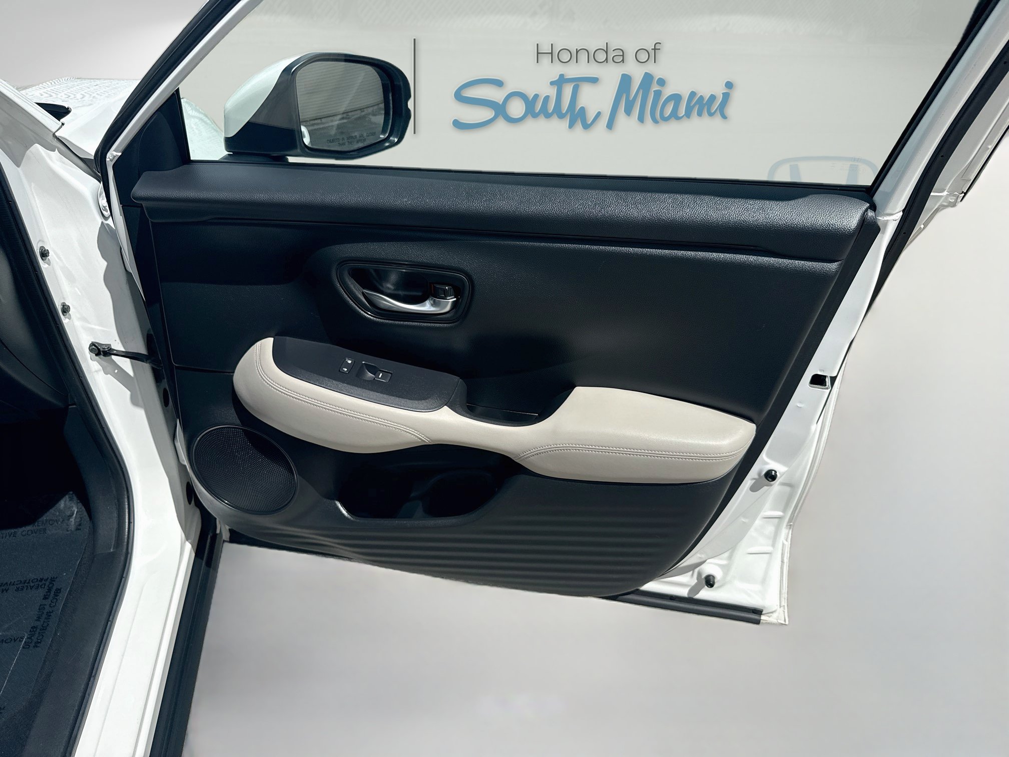 Used 2024 Honda HR-V LX image 32