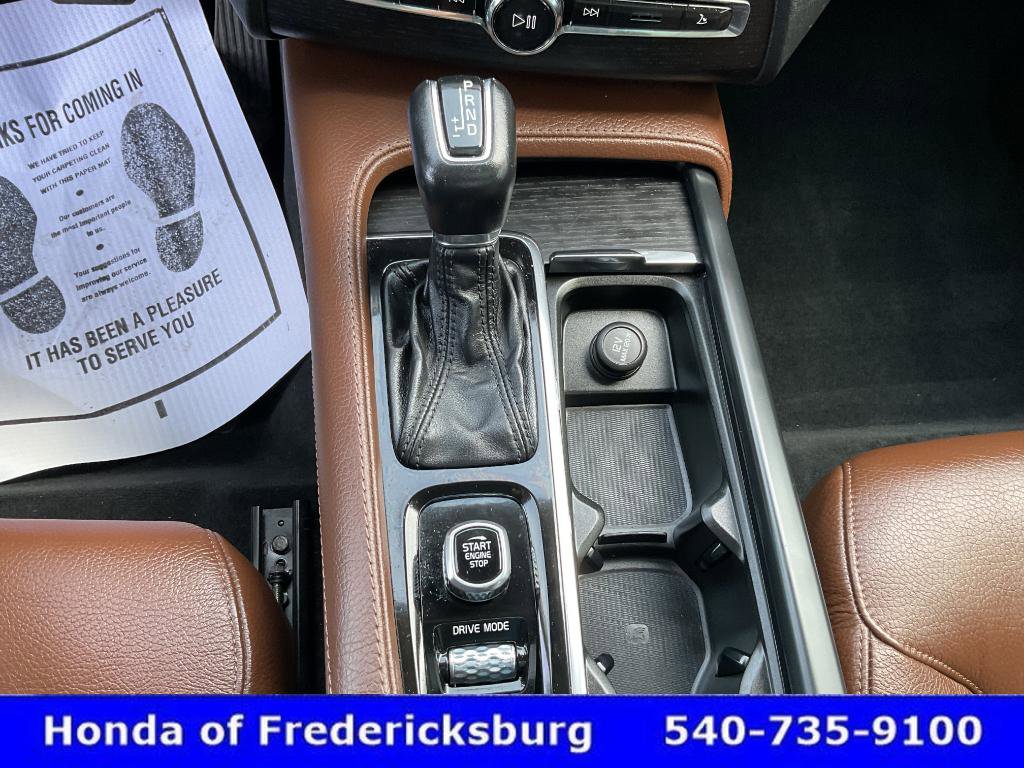 Used 2020 Volvo XC90 T6 Momentum w/ Protection Package Premier AWD/4WD image 37