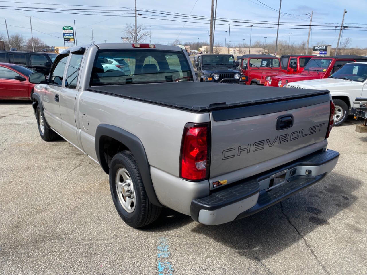 Used 2004 Chevrolet Silverado 1500 W/T image 5