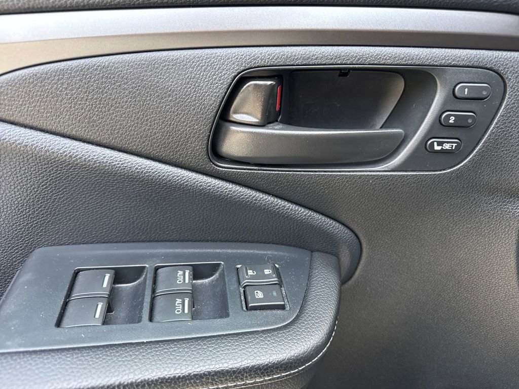 Certified 2023 Honda Passport EX-L image 14