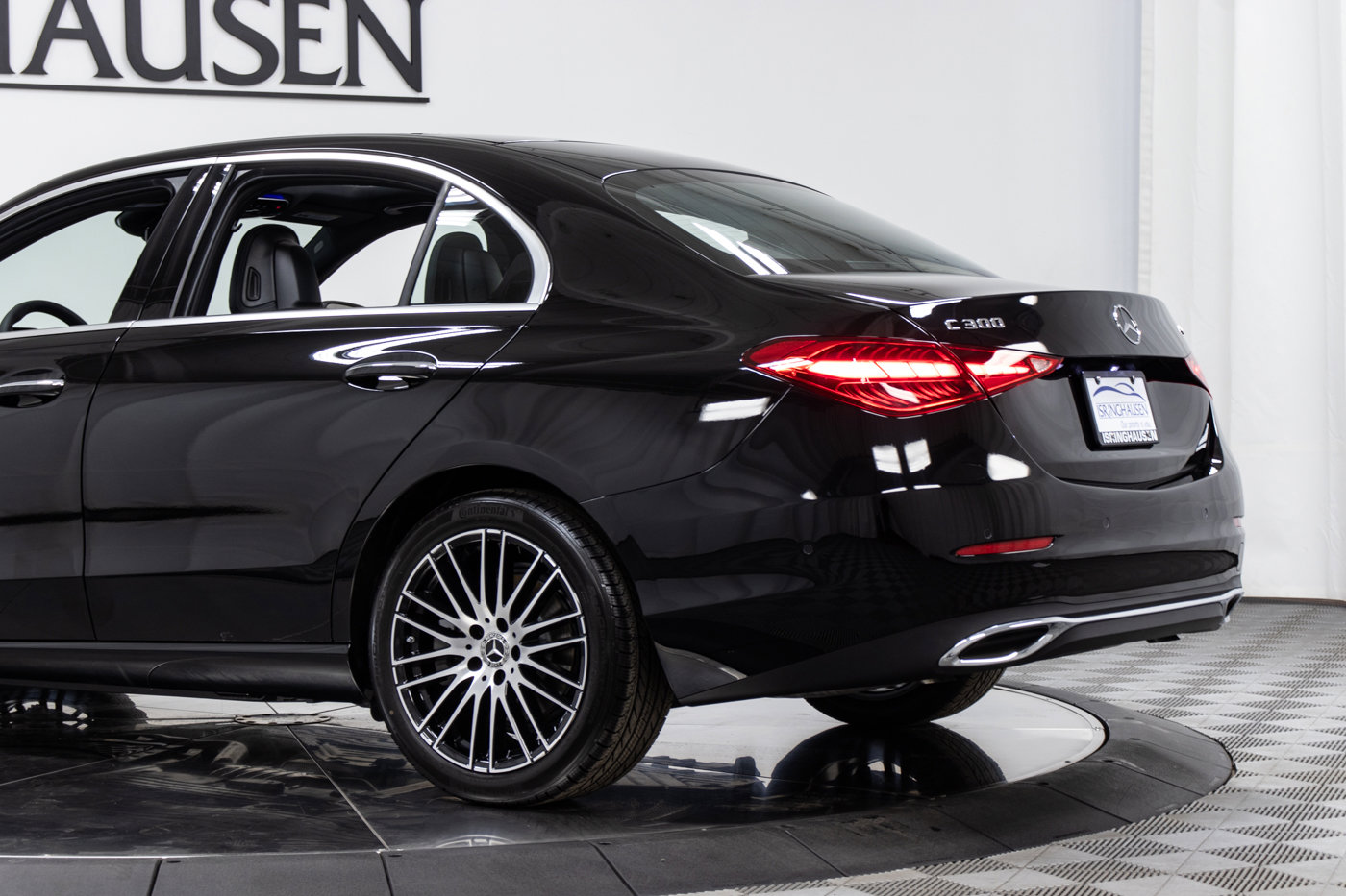 Used 2025 Mercedes-Benz C 300 4MATIC Sedan image 30