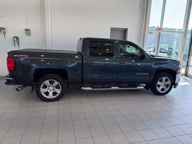 Used 2017 Chevrolet Silverado 1500 LT w/ All Star Edition AWD/4WD image 35