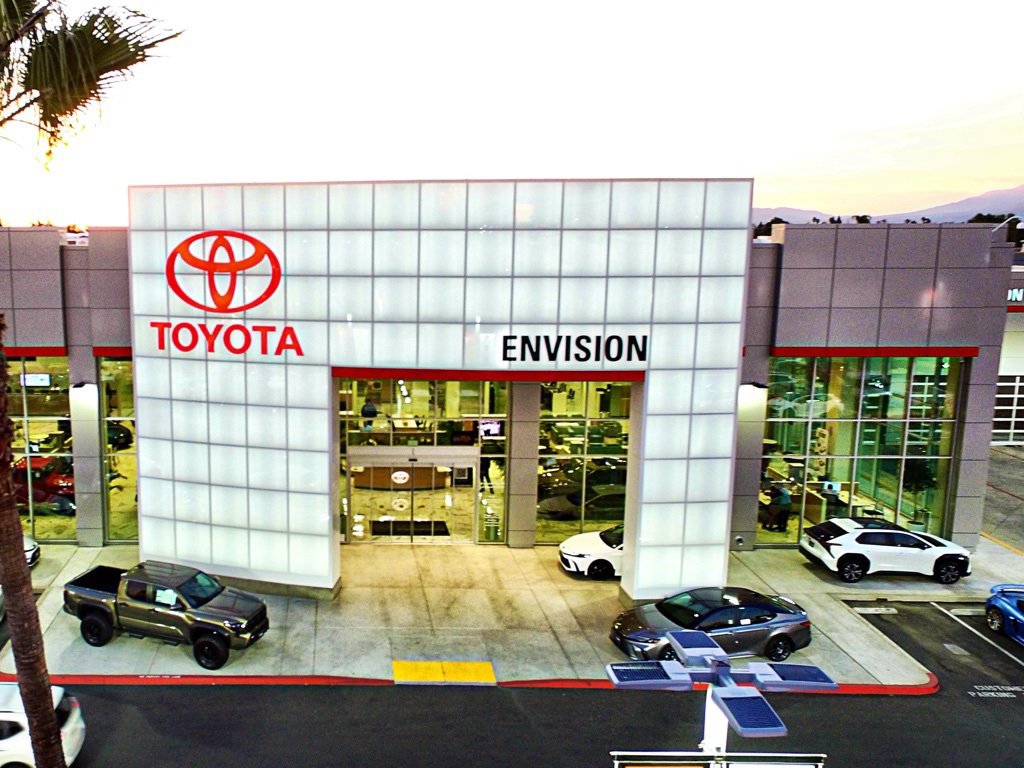 Used 2025 Toyota Tacoma TRD Off-Road image 38