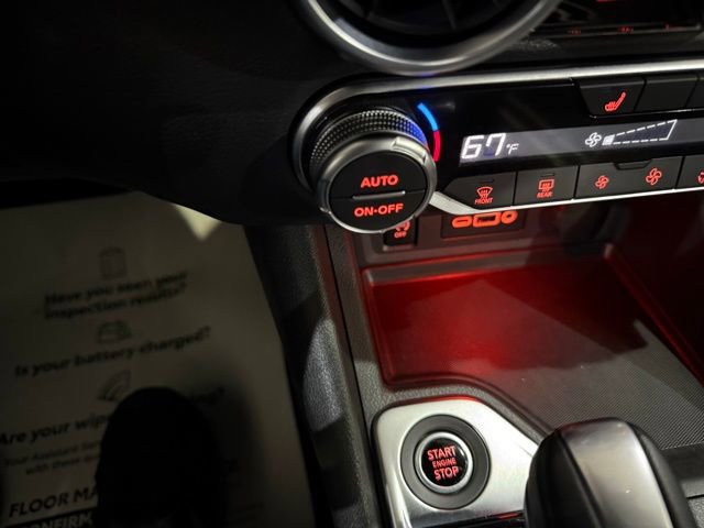 Certified 2025 Nissan Sentra SR w/ Midnight Edition FWD image 19