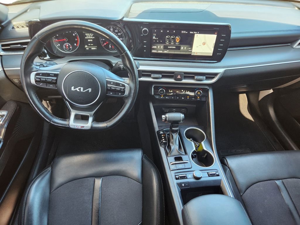 Used 2022 Kia K5 GT-Line w/ GT-Line Awd Premium Package image 16